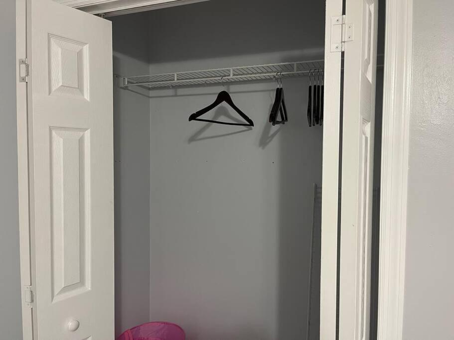 Cheerful 3-Bedrooms With Free Parking On Premises Ταλαχάσι Εξωτερικό φωτογραφία